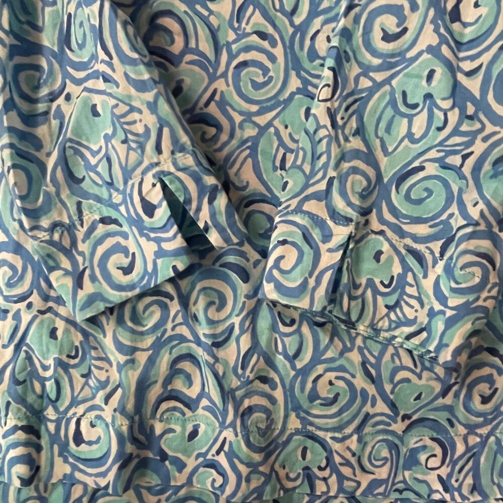 Lilly Pulitzer Amelia Island Blue White Chasing Tail Fish Small Tunic Blouse EUC - Picture 6 of 12